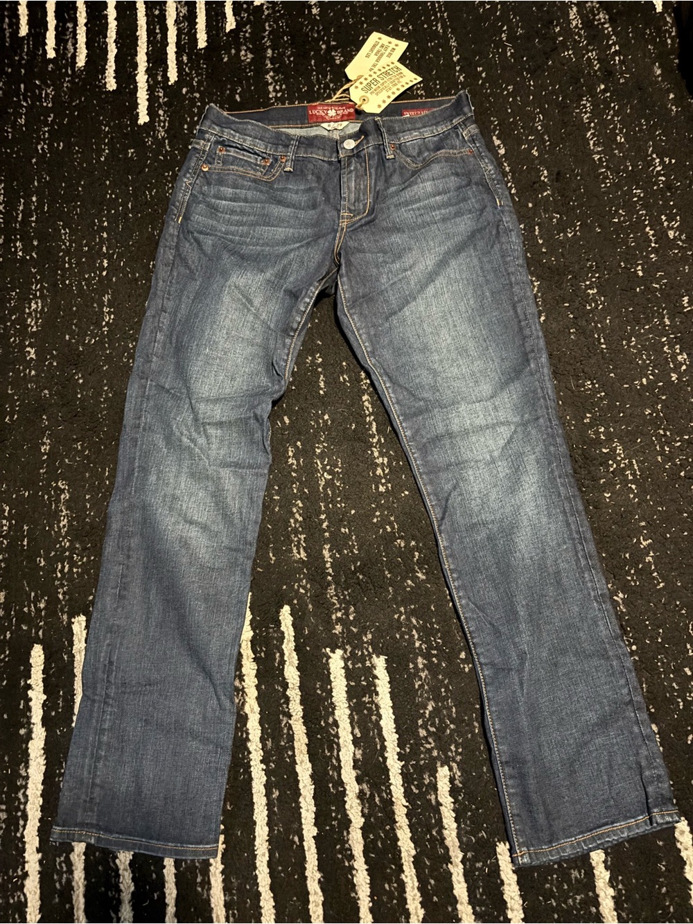 Lucky Brand Straight Leg Jeans in Blue Wash